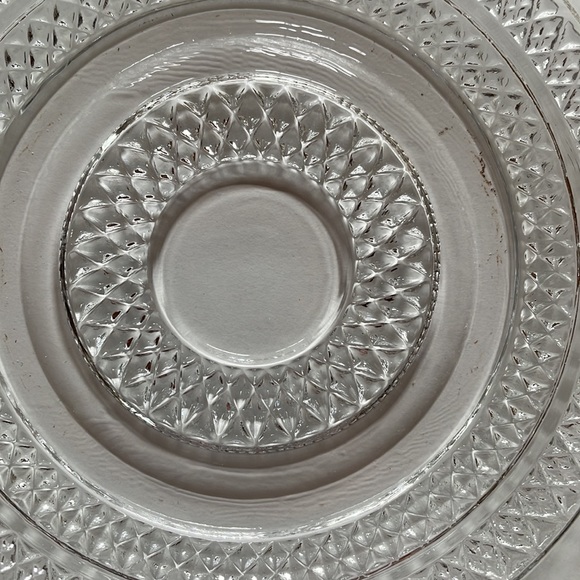 VTG - Two “Fleur de Lis” Salad Plates - Picture 3 of 5